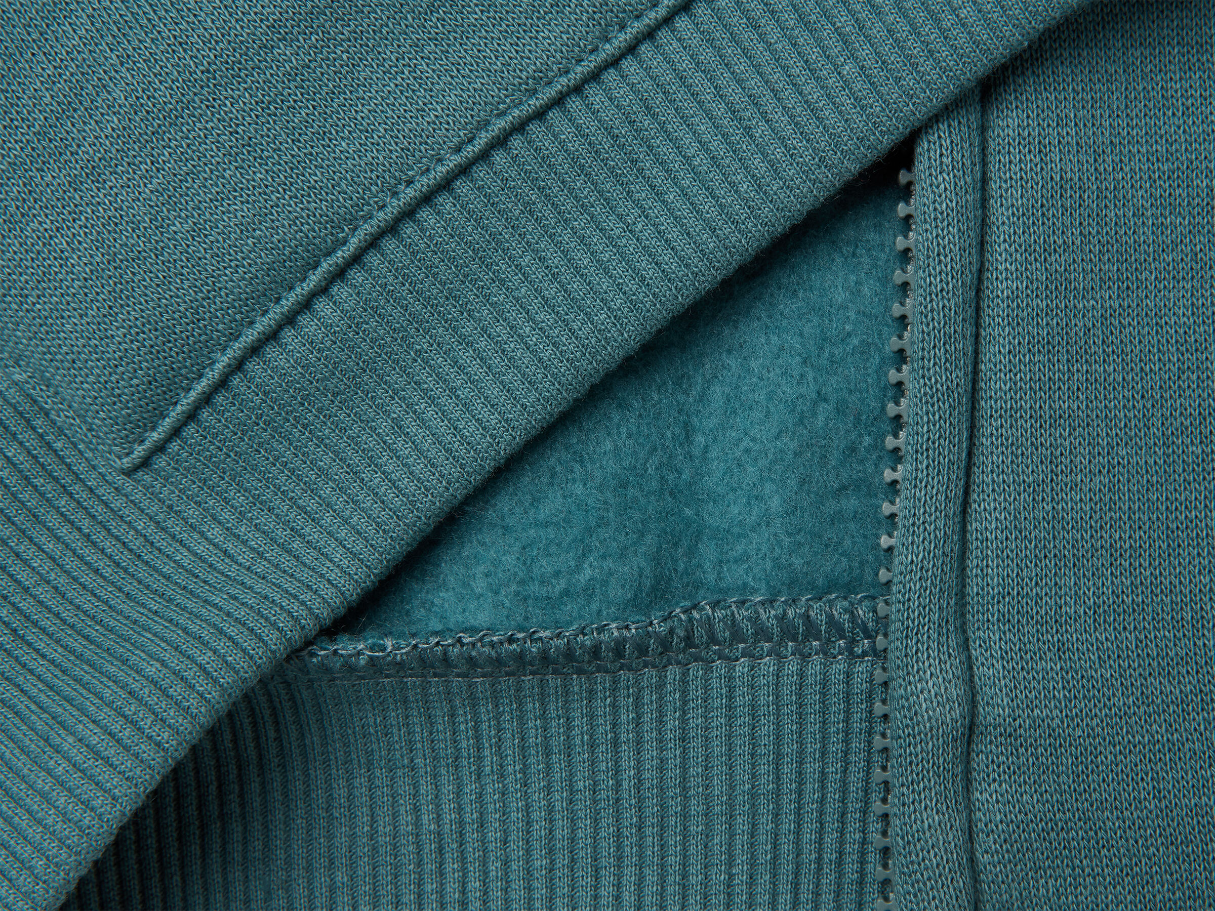JACKET W/HOOD L/S Junior Boy image number 3
